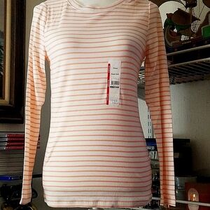 CLEARANCE Women's "Time and Tru" Shirt